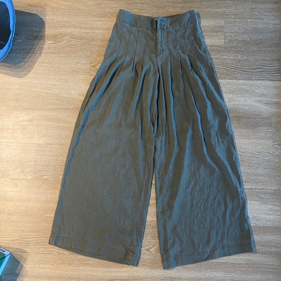 Free People linen trouser - olive - Picture 1 of 5